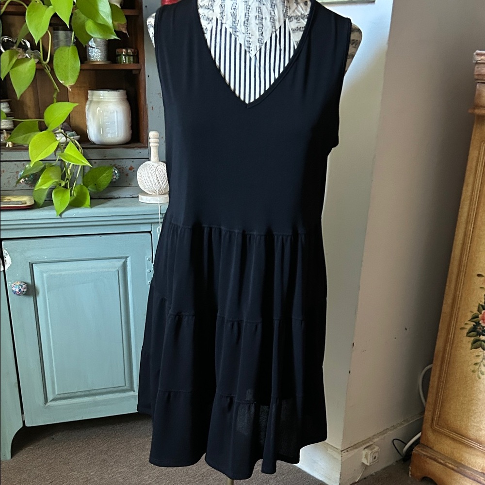 Green Envelope Black V-Neck Mini Dress